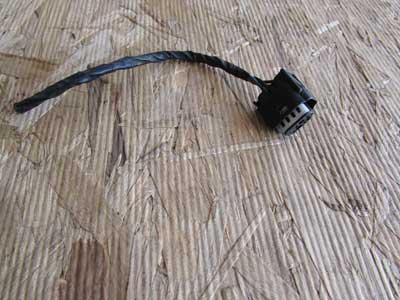 BMW Black Connector with Pigtail 985338-1